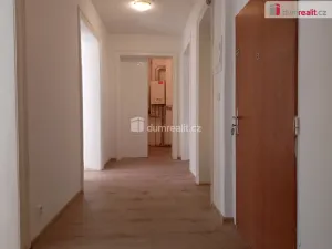 Pronájem komerční nemovitosti, Karlovy Vary - Rybáře, Sokolovská, 93 m2