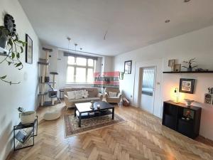 Pronájem bytu 2+1, Tábor, nám. F. Křižíka, 70 m2