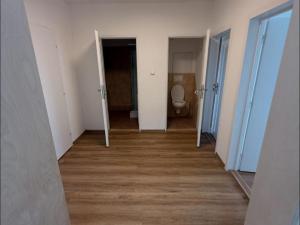 Pronájem bytu 4+1, Praha - Hostivař, Tesaříkova, 81 m2