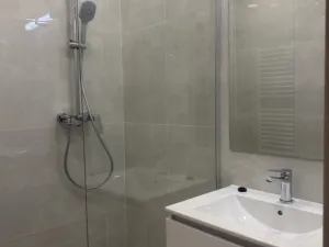 Pronájem bytu 2+1, Karlovy Vary, K. Čapka, 57 m2