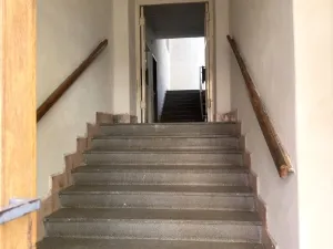 Pronájem bytu 2+1, Karlovy Vary, K. Čapka, 57 m2