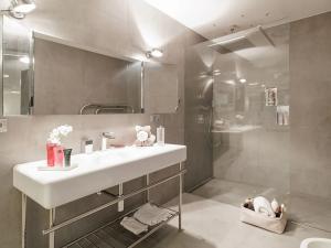 Prodej rodinného domu, Konojedy, 489 m2