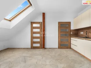 Pronájem bytu 2+kk, Chrášťany - Bylany, 33 m2