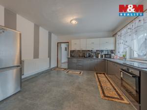 Prodej rodinného domu, Branky, 470 m2