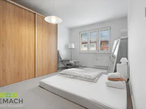 Pronájem bytu 2+1, Uherské Hradiště, Mánesova, 54 m2