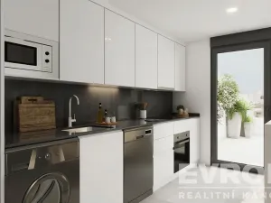 Prodej bytu 3+1, Estepona, Španělsko, Calle Obispo Jesús Catala Ibánez, 124 m2