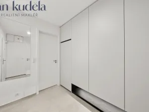 Pronájem bytu 1+kk, Brno, Líšeňská, 29 m2