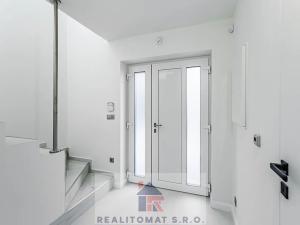 Prodej rodinného domu, Praha - Komořany, Pod lesem, 175 m2