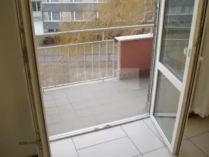 Pronájem bytu 1+1, Chomutov, Haškova, 30 m2