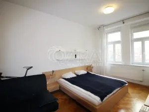 Pronájem bytu 2+kk, Praha - Žižkov, Kubelíkova, 63 m2