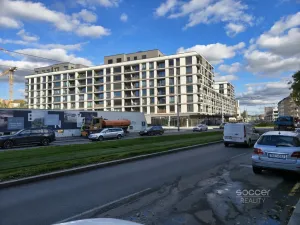 Pronájem garážového stání, Praha - Vysočany, Střídavá, 13 m2