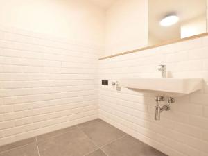 Pronájem bytu 3+kk, Praha - Vysočany, Kolbenova, 72 m2