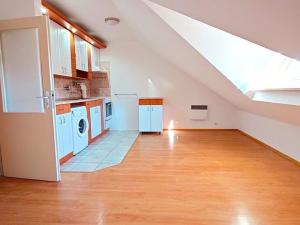 Prodej bytu 2+kk, Český Krumlov, Chvalšinská, 61 m2