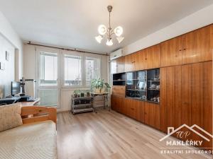 Prodej bytu 2+1, Kolín, Čechovy sady, 62 m2