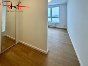 Pronájem bytu 2+kk, Praha, Stočesova, 58 m2