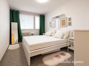 Pronájem bytu 3+1, Praha - Háje, Tatarkova, 77 m2