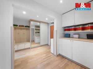 Prodej bytu 4+1, Ústí nad Labem - Bukov, Vinařská, 82 m2