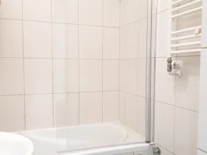 Pronájem bytu 2+kk, Praha - Košíře, Karenova, 50 m2