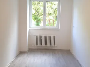 Pronájem bytu 2+kk, Praha - Košíře, Karenova, 50 m2
