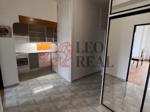 Prodej bytu 3+kk, Praha - Holešovice, Dělnická, 78 m2