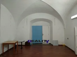 Pronájem obchodního prostoru, Žatec, 80 m2