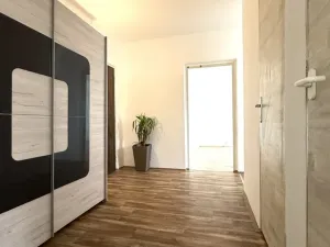 Pronájem bytu 2+1, Chomutov, Zahradní, 51 m2