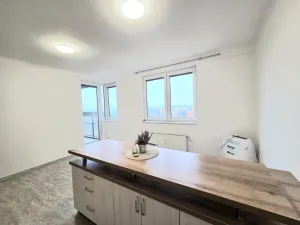 Prodej bytu 2+kk, Praha - Troja, Hnězdenská, 43 m2