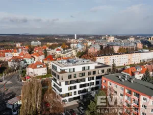 Pronájem bytu 1+kk, Praha - Břevnov, U Petřin, 35 m2