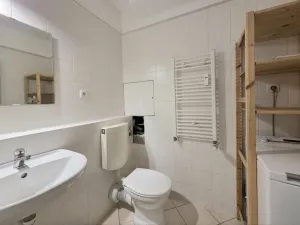 Prodej bytu 1+kk, Praha - Troja, Hnězdenská, 38 m2