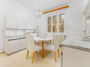 Prodej bytu 2+1, Brno, Vaňkovo náměstí, 83 m2