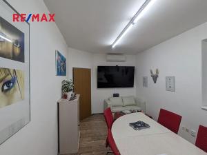 Pronájem kanceláře, Praha - Strašnice, Světická, 185 m2