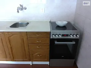 Pronájem bytu 1+kk, Praha - Krč, Štúrova, 30 m2