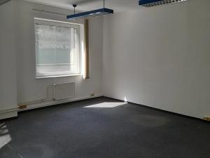Pronájem kanceláře, Třebíč, Komenského nám., 25 m2