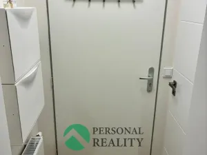 Pronájem bytu 1+1, Praha - Žižkov, Na mokřině, 40 m2