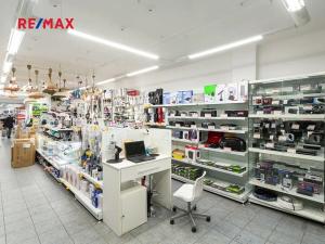 Pronájem obchodního prostoru, Praha - Strašnice, Starostrašnická, 501 m2