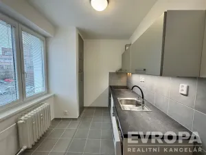 Pronájem bytu 2+1, Plzeň - Východní Předměstí, Francouzská třída, 56 m2