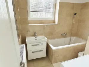 Prodej rodinného domu, Pardubice, 244 m2