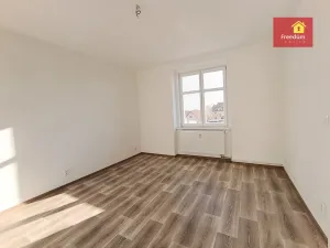 Pronájem bytu 1+1, Dubí - Pozorka, Sadová, 40 m2
