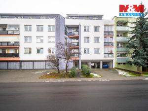 Pronájem bytu 2+kk, Hradec Králové, Na Občinách, 38 m2
