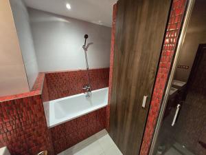 Pronájem bytu 3+kk, Praha - Žižkov, Lupáčova, 78 m2