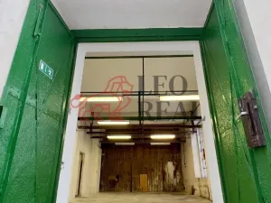 Pronájem garáže, Ústí nad Labem - Krásné Březno, Drážďanská, 69 m2