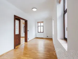 Prodej rodinného domu, Semily, Koštofranská, 250 m2