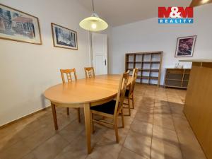 Pronájem bytu 3+1, Pardubice - Zelené Předměstí, Smetanovo náměstí, 140 m2