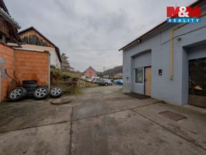 Prodej obchodního prostoru, Šarovy, 400 m2