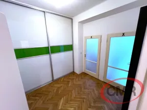 Prodej bytu 2+kk, Praha, Na Mlejnku, 51 m2