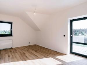 Prodej rodinného domu, Dolní Břežany, U Lesa, 150 m2