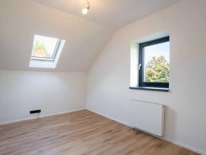 Prodej rodinného domu, Dolní Břežany, U Lesa, 150 m2