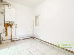 Prodej obchodního prostoru, Karlovy Vary, Rohová, 120 m2