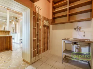 Prodej ordinace, Karlovy Vary, Rohová, 120 m2