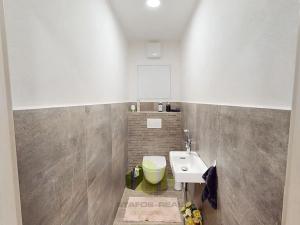 Pronájem bytu 2+kk, Olomouc, Janského, 61 m2